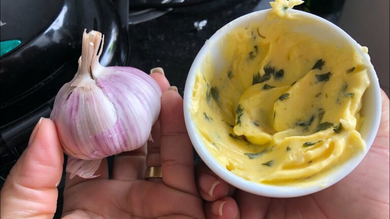 Manteiga de Alho Madeirense: Receita Tradicional